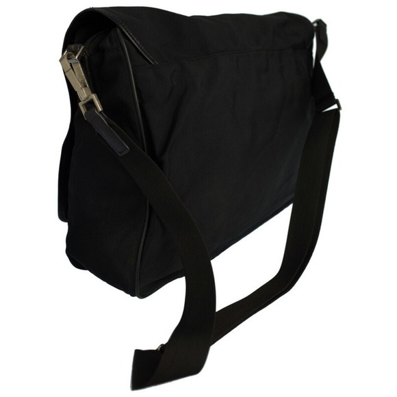 Gucci Messenger Bag - Picture 2 of 9